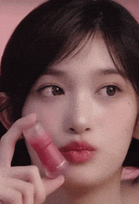 Idol Kiss GIF