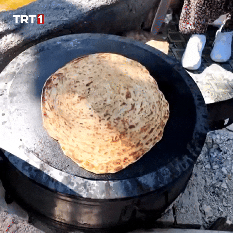 Hungry Pita Bread GIF by TRT