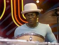 soultrain kiss soul train blow a kiss blowing a kiss GIF