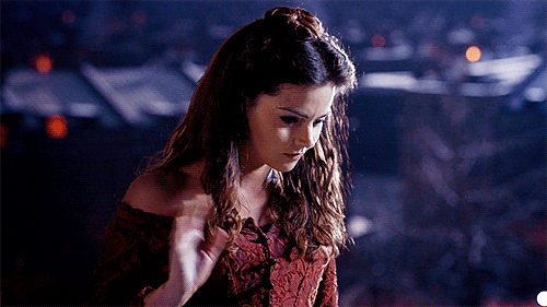 clara oswald GIF