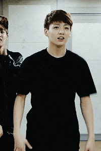 jungkook GIF
