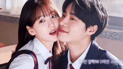 SiljeTherese giphyupload head over heels cho yihyun 견우와선녀 GIF