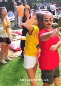 Dance Feliz GIF