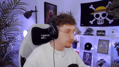 Wailrone giphyupload giphycreatortest pistol doffy GIF