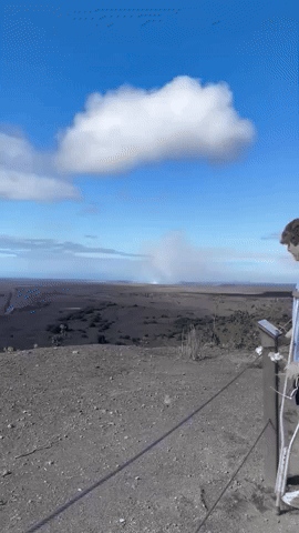 'Can't Believe My Luck': Bystander Films Kilauea Volcanic Eruption