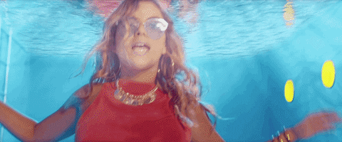 me voy GIF by Rombai