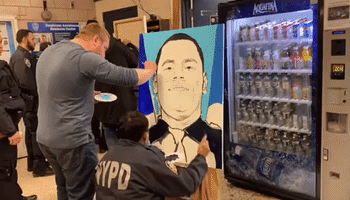 Brooklyn Artist and NYPD Officers Paint Tribute to Slain Rookie Officer