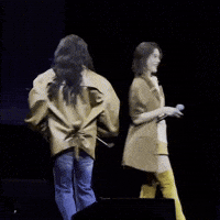 Emibonniekiss GIF