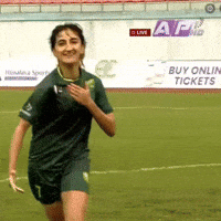 Nadia Khan GIF