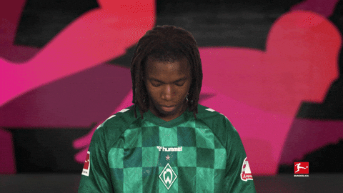 Look Up Werder Bremen GIF by Bundesliga