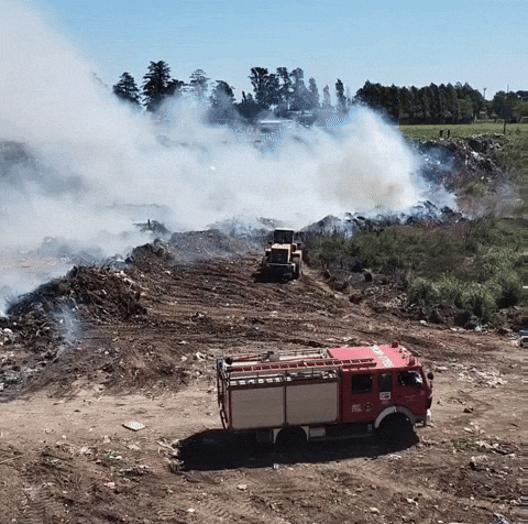 cristianotegui fire fuego humo bomberos GIF