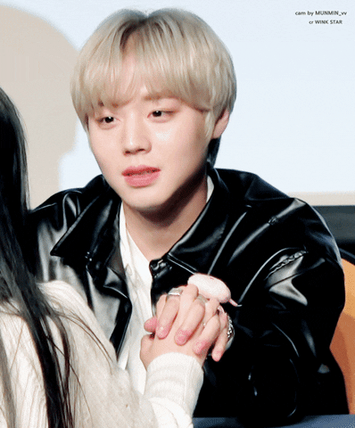 Kpopmap giphyupload GIF