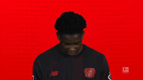 Look Up Bayer Leverkusen GIF by Bundesliga