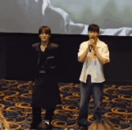 djisnfefw giphyupload GIF