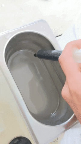 LaoraG giphygifmaker GIF