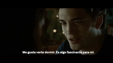 GifsForillustrate giphygifmaker twilight dormir bella swan GIF