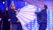 Conchiglia Litigio GIF by Tv8it