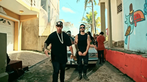 luis fonsi GIF