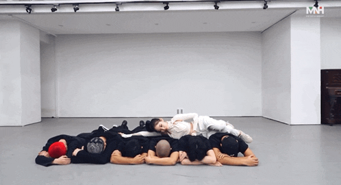 ehdgus1211 giphyupload GIF