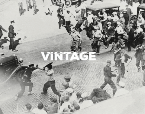 Gadgetworld giphygifmaker art trump memes GIF