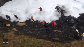'Idiots': No Sympathy From Bystander as Waves Topple Tourists on Iceland Beach