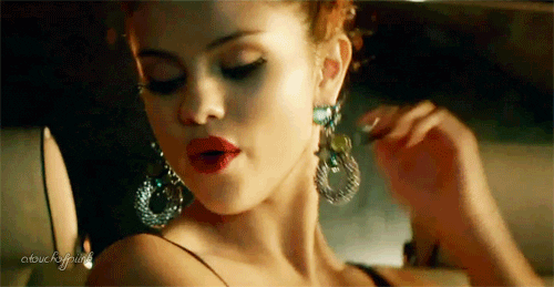 selena gomez GIF