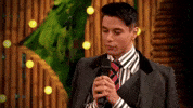Reality Show Pratik GIF