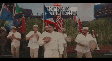 Super Bowl Latina GIF