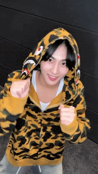 Leader GIF