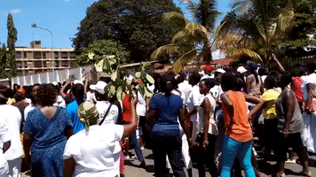 Hundreds of Burundian Women Hold Peaceful Demonstration in Bujumbura
