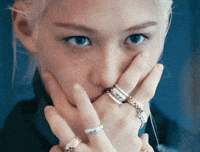 Lee Felix GIF