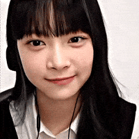 Helmets kpop idol le sserafim lesserafim GIF