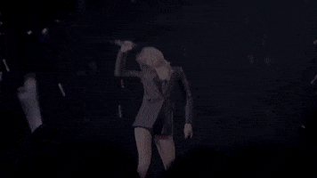 taylor swift dancing GIF