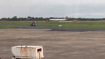 Emergency Landing at Irish Airport Causes Suspension of Flights