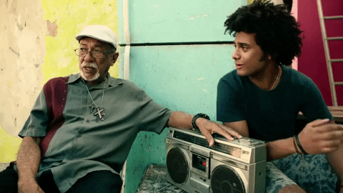 luis fonsi GIF
