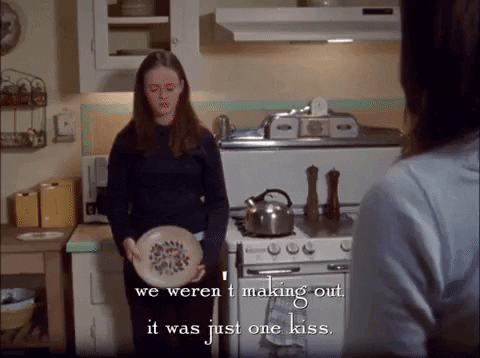 season 1 netflix GIF by Gilmore Girls 