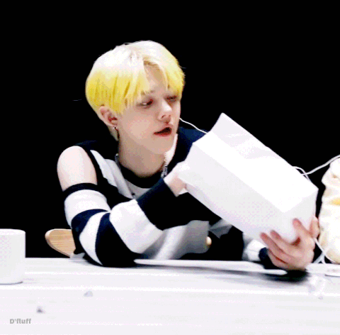 kpoopshiz giphyupload GIF