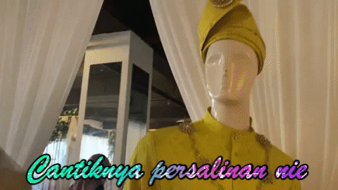 rawlinsglam giphygifmaker royalepalaceskyviewcyberjaya rawlinsglam alteliaamani GIF