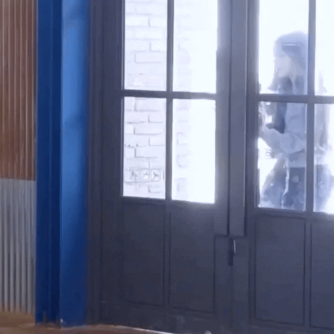 Come In K Pop GIF