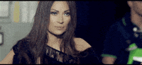 Angry Da Raskinem Sa Njom GIF