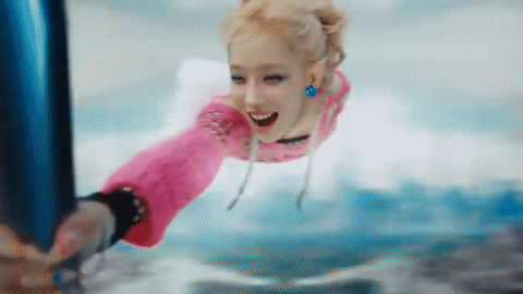 giphy.gif