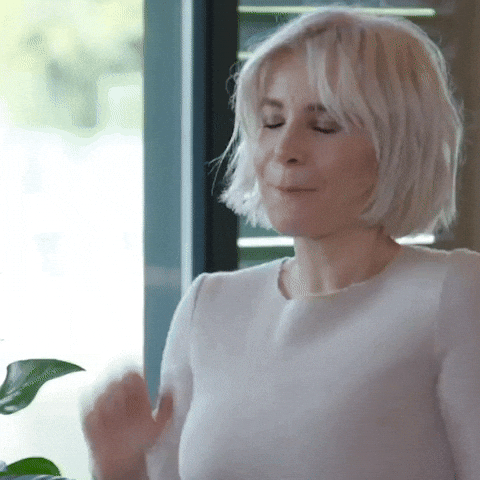 giphy.gif