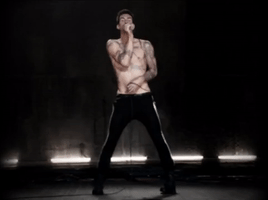 maroon5 maroon 5 moves like jagger GIF