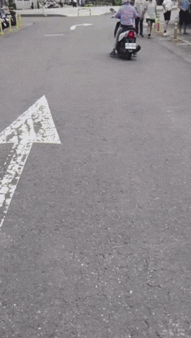 ba6d5a96a573411cbf4937d731dd75fc  GIF