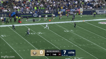kingkaps7 giphyupload kingkaps7 seahawks tory horton to the house td GIF