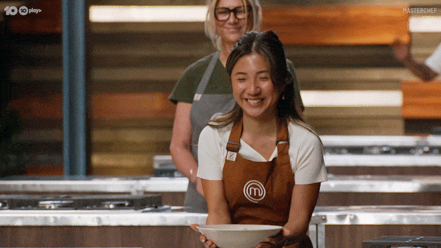 Picking Up GIF by MasterChefAU