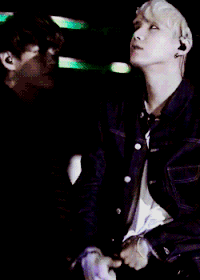 s reactions amino GIF