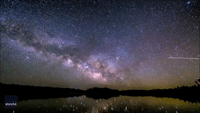 Timelapse Captures Milky Way and Shooting Stars in Arizona