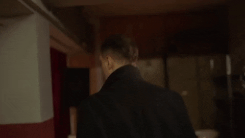 Escape Hide GIF by Show TV