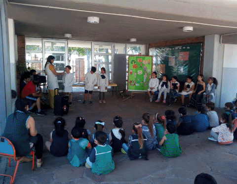 gretelbeatriz giphygifmaker GIF